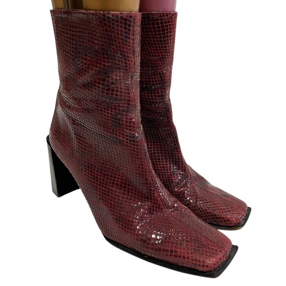 Vintage Stuart Weitzman boots - Picture 1 of 10